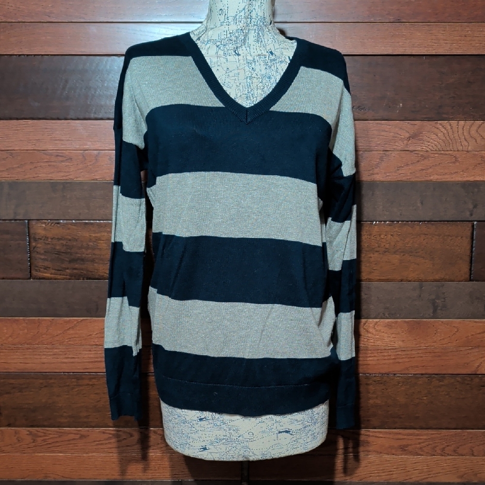 Chaps V-Neck Sweater - Navy Blue And Gray